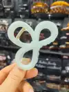 The latest fashion trend 8-shaped bow large claw clip, bright claw clip, updo and elegant claw clip head accessory Application Scenario
